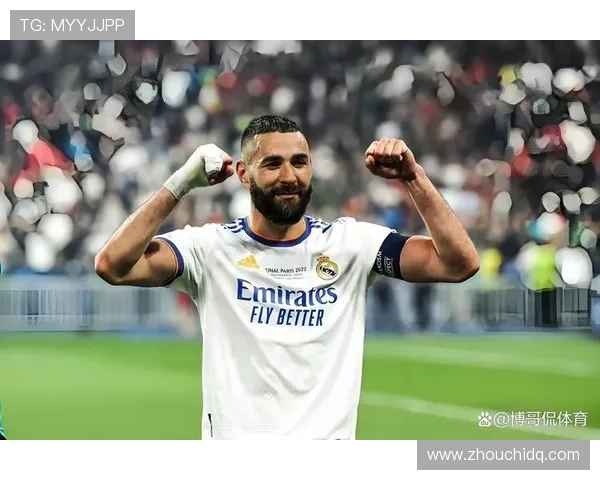 本泽马破解顶级防线的战术解析